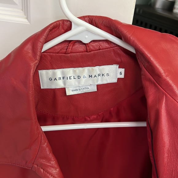 Garfield and Marks Red Leather Jacket - Picture 5 of 7
